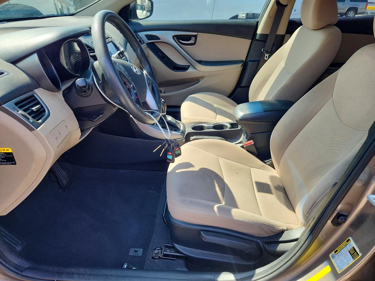 Hyundai ELANTRA Se