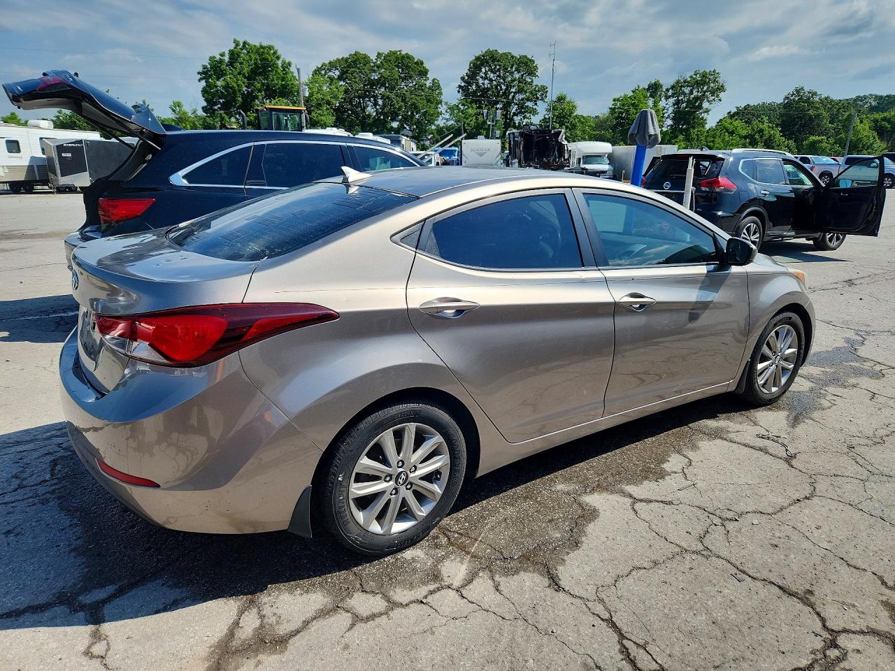 Hyundai ELANTRA Se