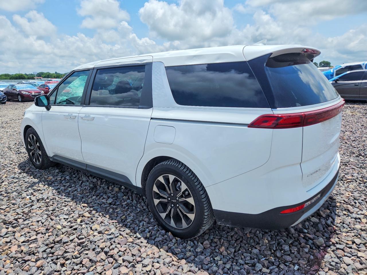 Kia Carnival Ex