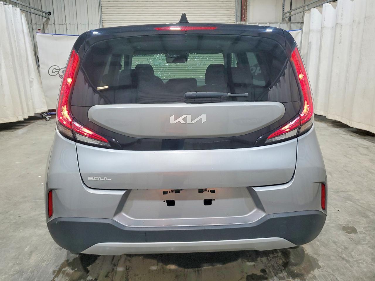 Kia Soul Lx