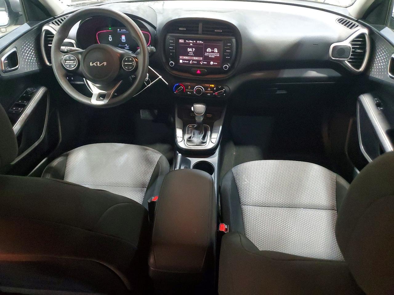 Kia Soul Lx