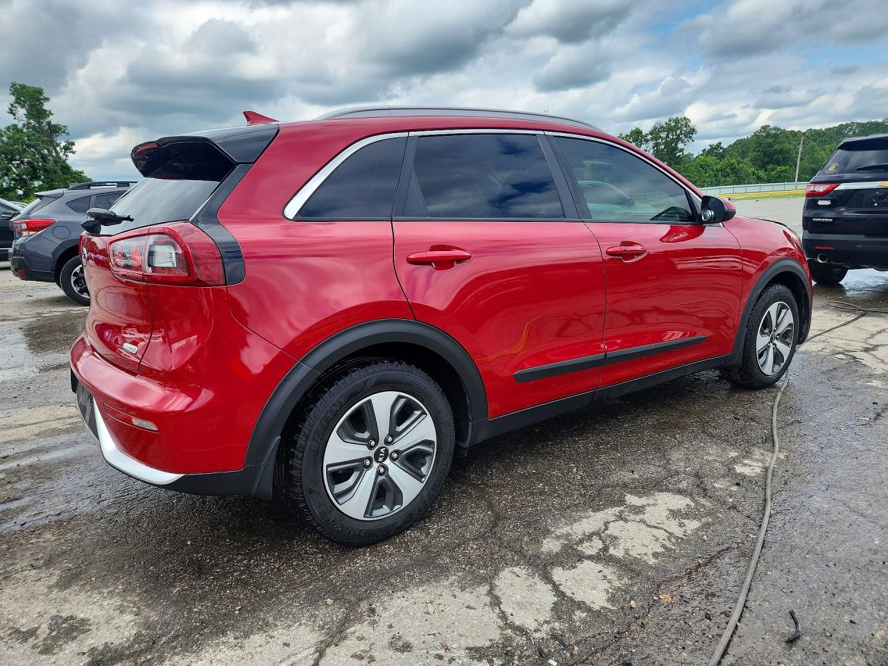 Kia Niro Lx