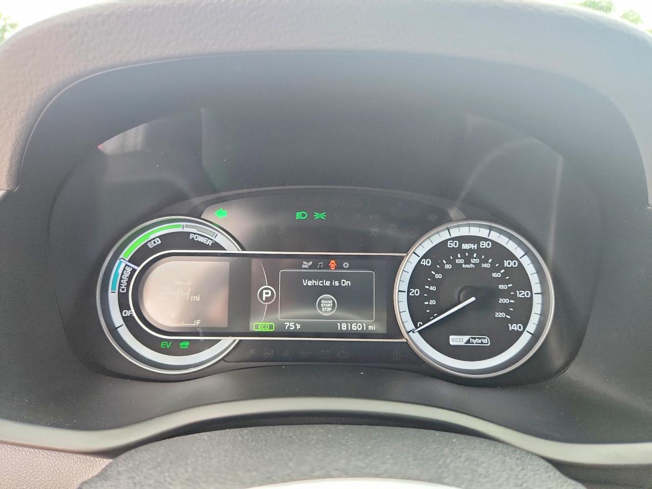 Kia Niro Lx
