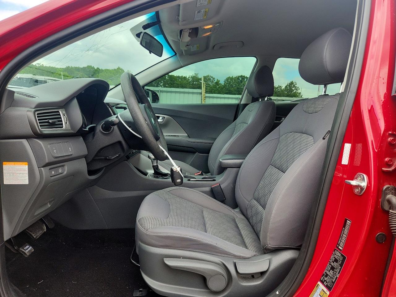 Kia Niro Lx
