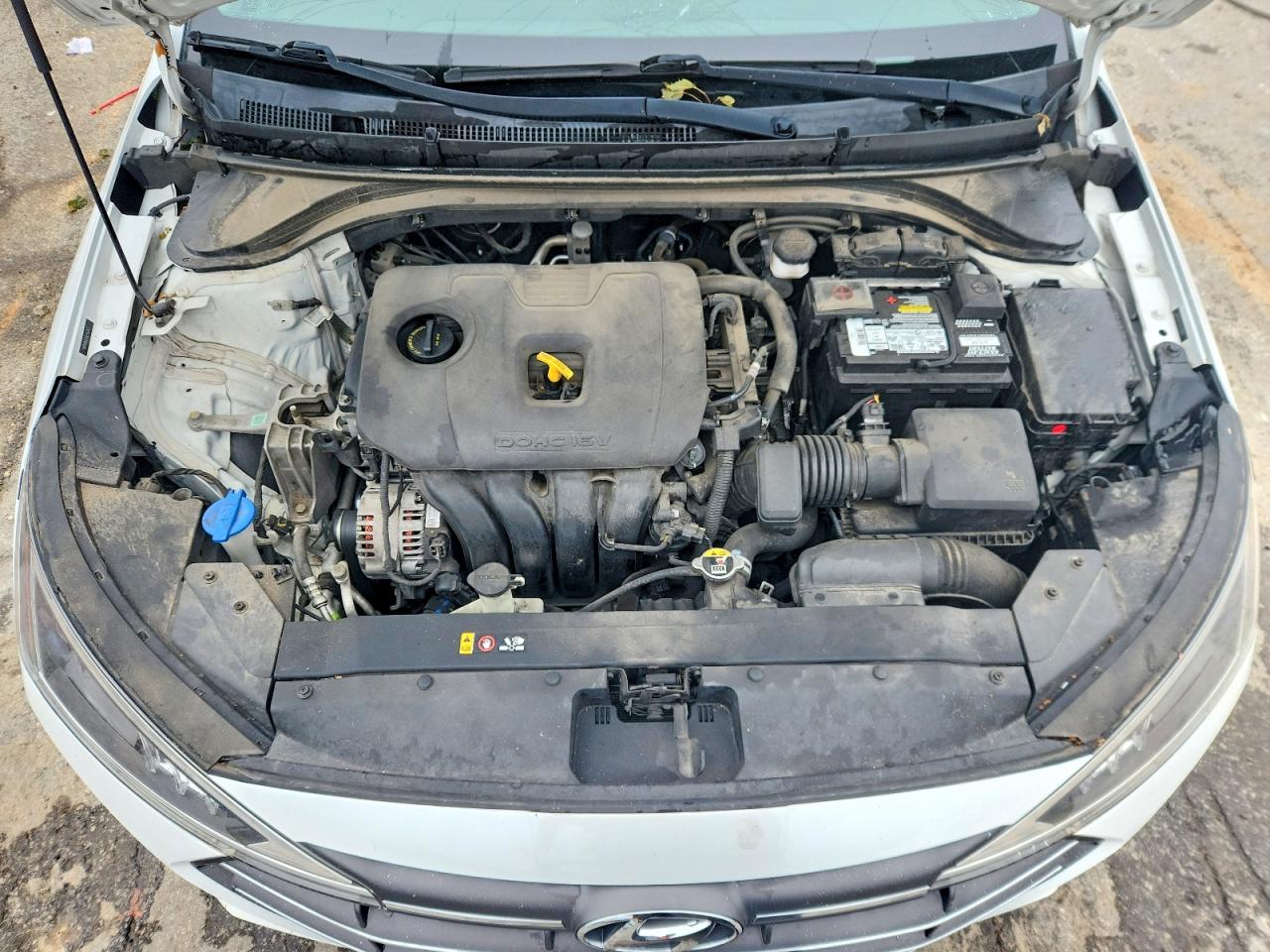 Hyundai ELANTRA Sel