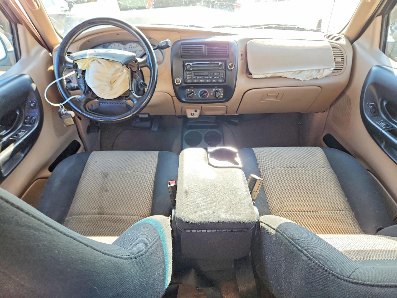 Ford Ranger Super Cab
