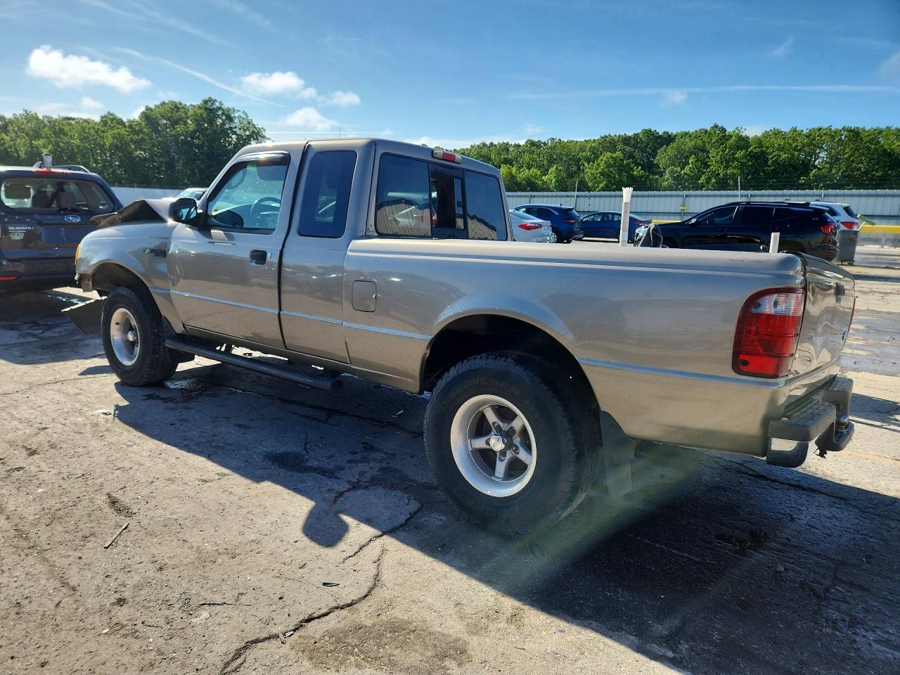 Ford Ranger Super Cab