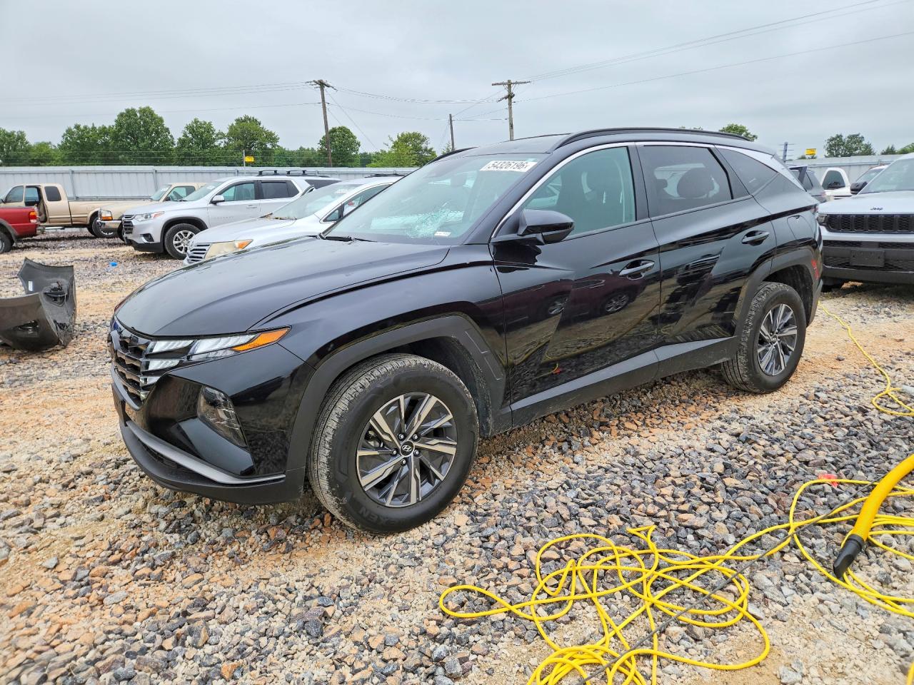 Salvage Hyundai TUCSON Image