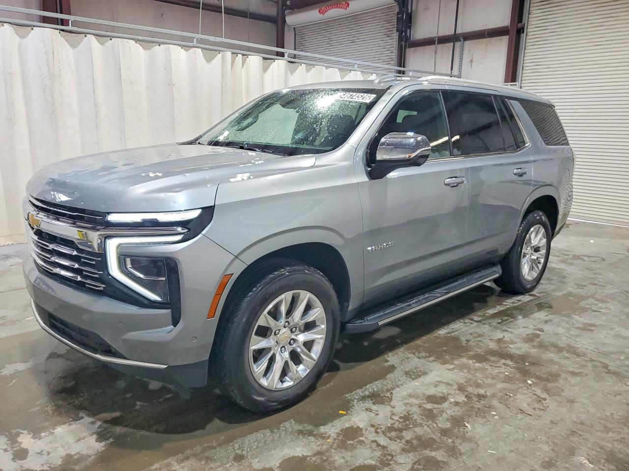 Salvage Chevrolet Tahoe Image