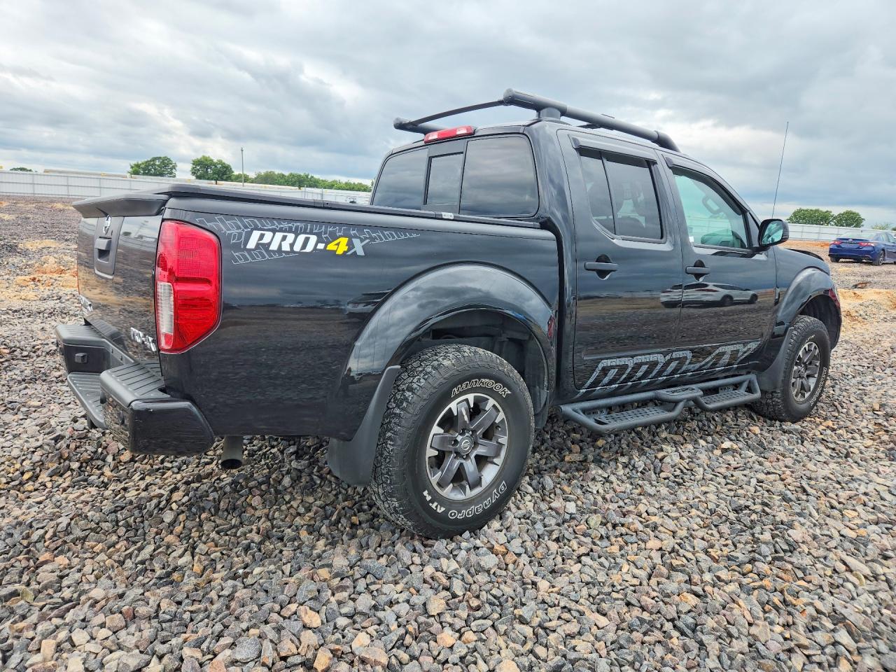 Nissan Frontier Pro-4x
