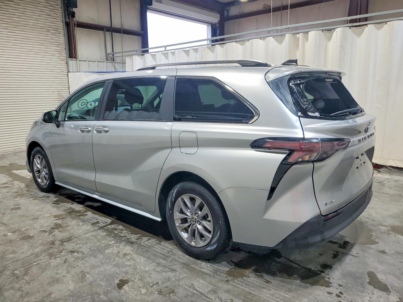 Toyota Sienna Xle 8-passenger