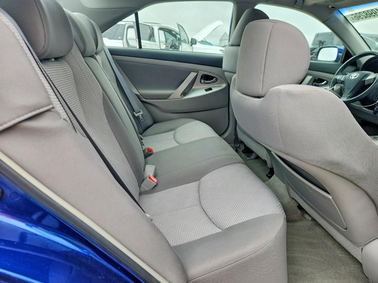 Toyota Camry Se V6