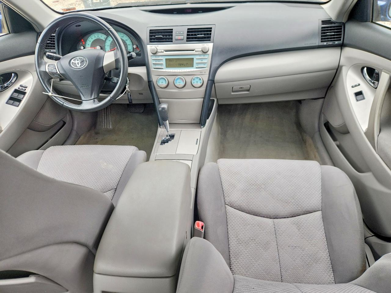 Toyota Camry Se V6