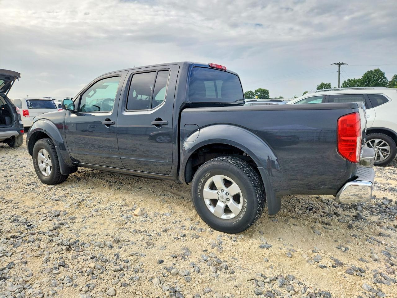 Nissan Frontier S