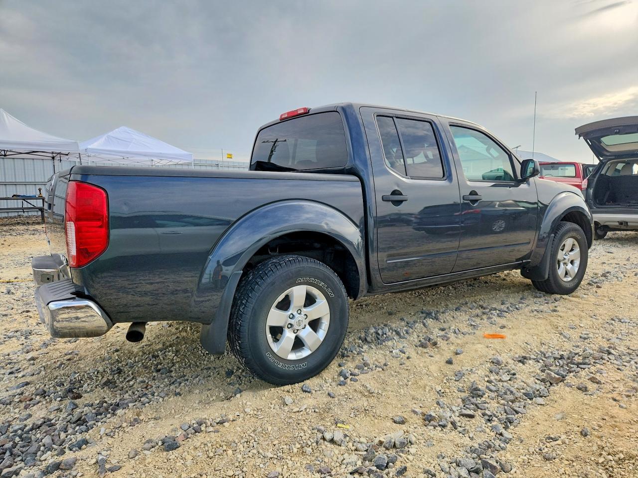 Nissan Frontier S