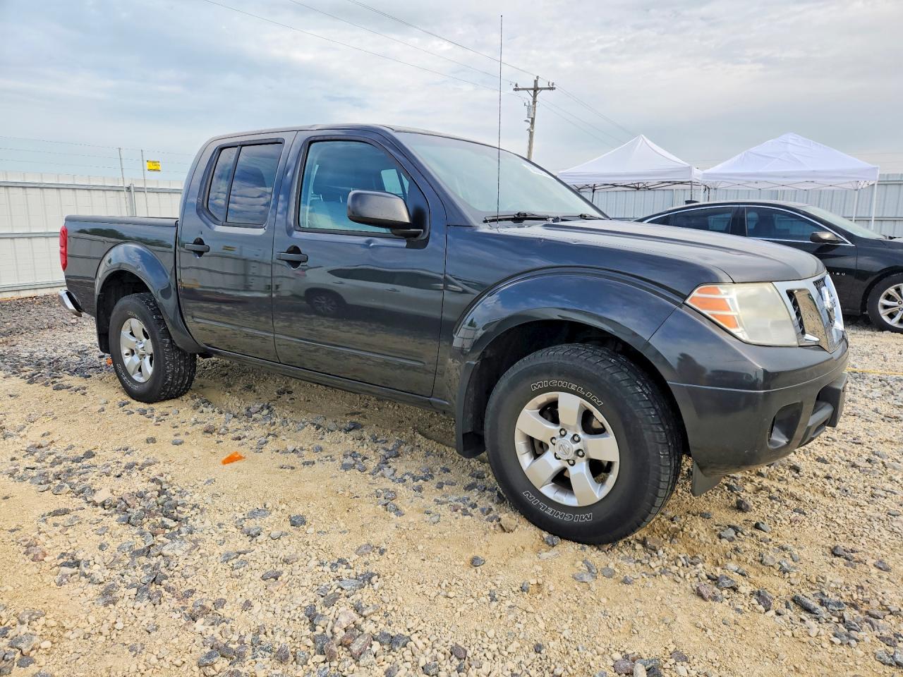 Nissan Frontier S