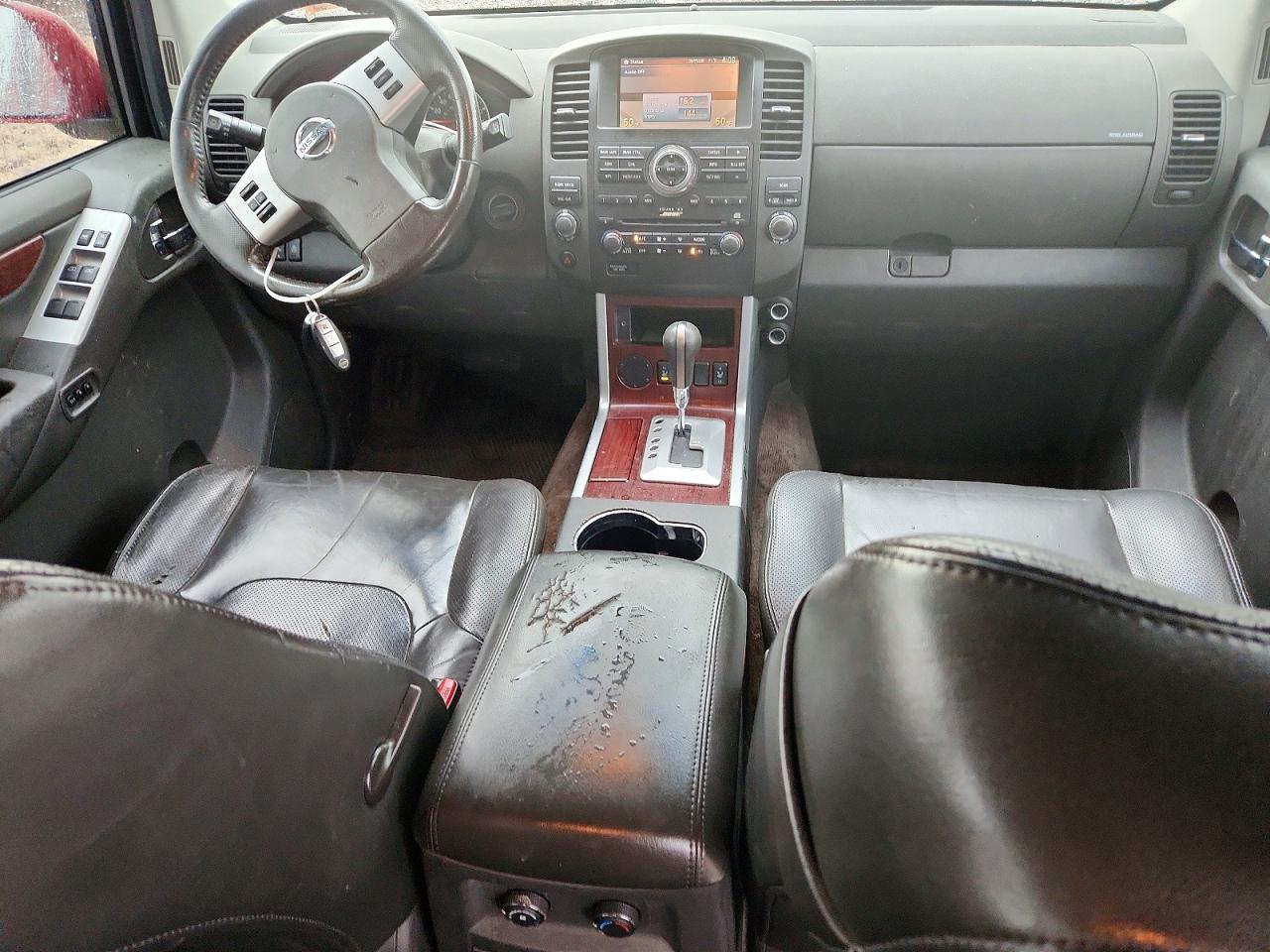 Nissan Pathfinder S