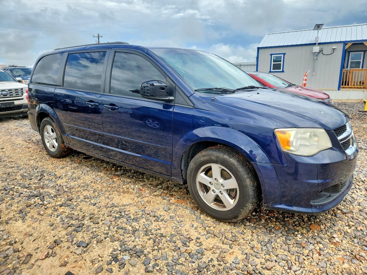 Dodge Caravan Sxt