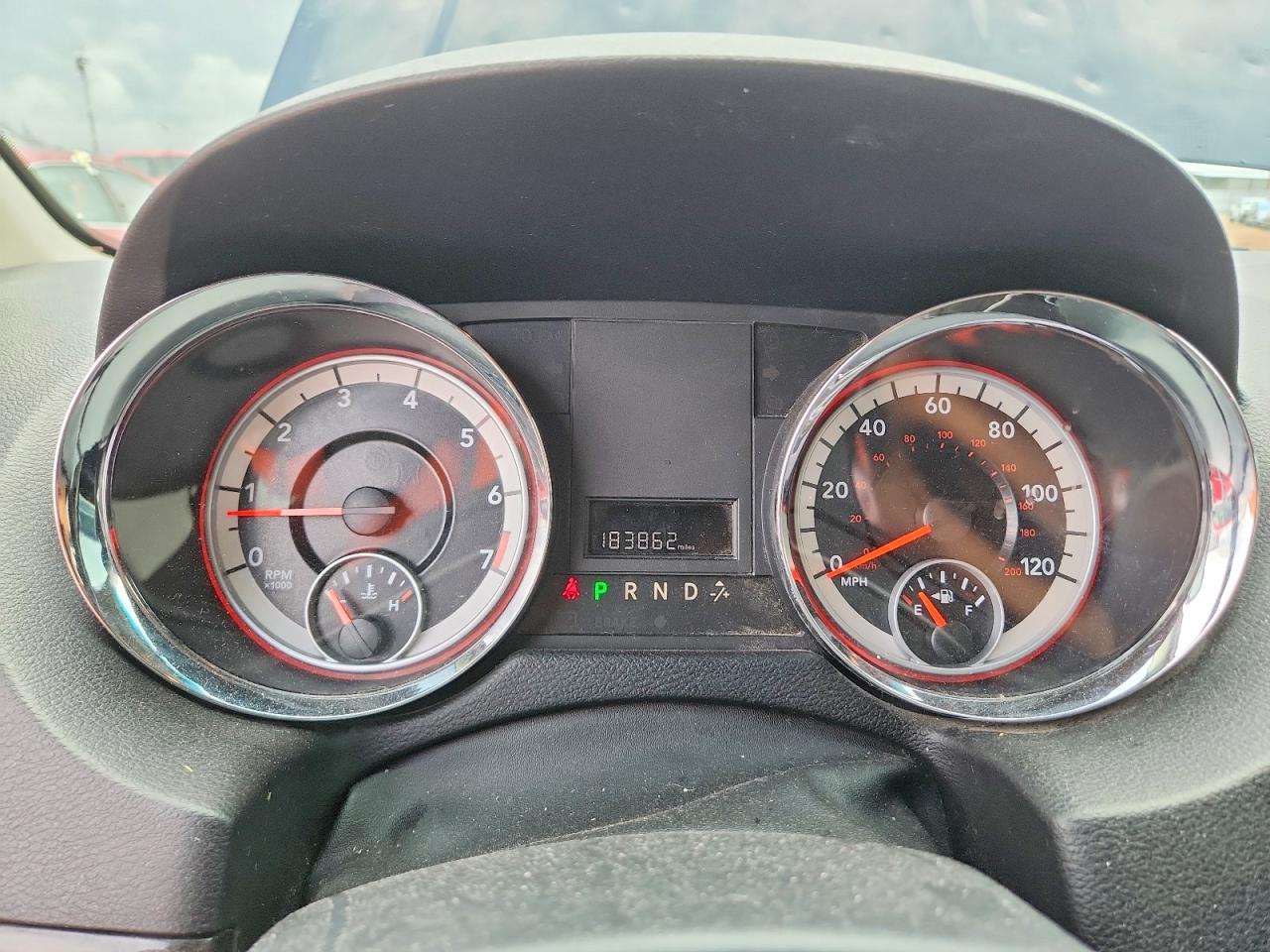 Dodge Caravan Sxt