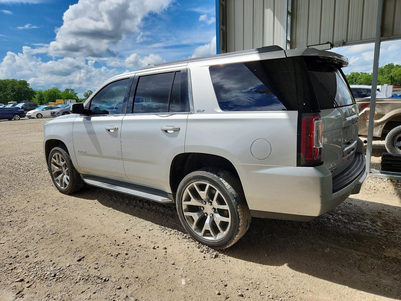 GMC Yukon Slt