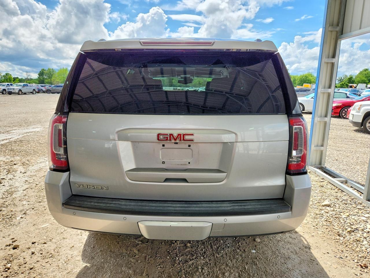 GMC Yukon Slt