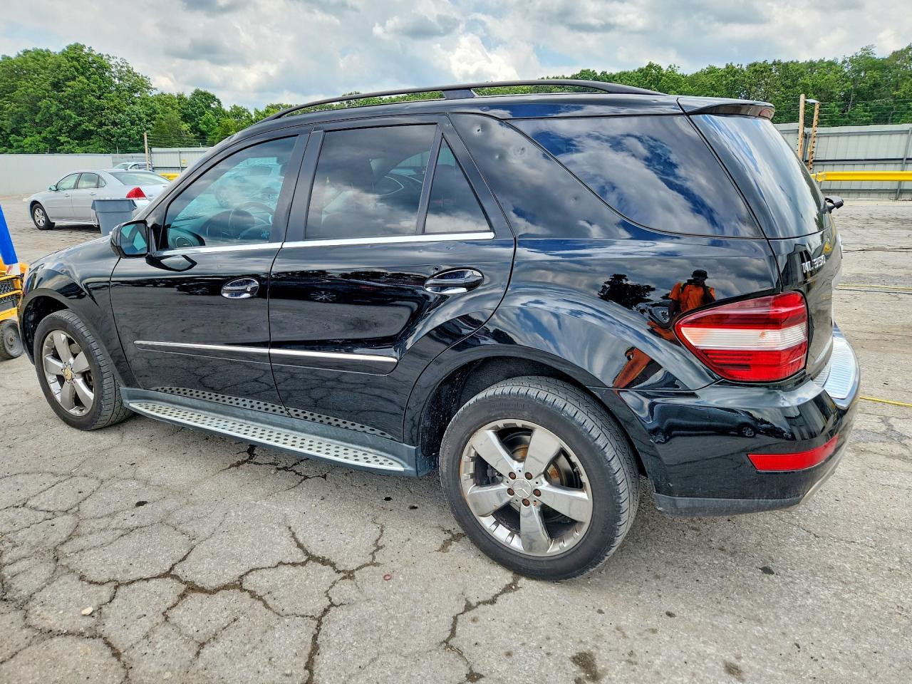 Mercedes-Benz M-Class 350 4matic