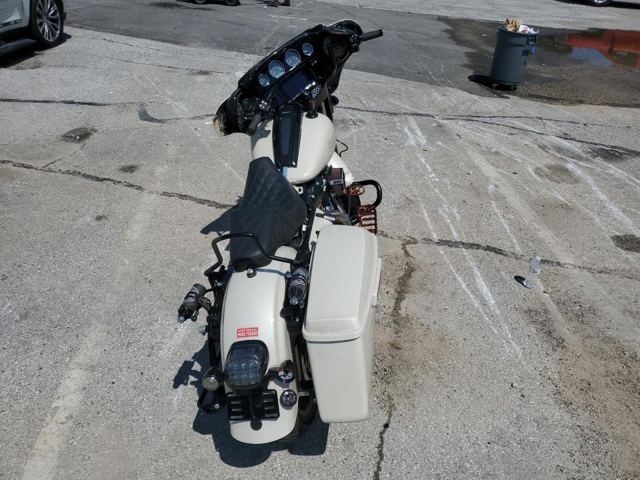Harley-Davidson Flhxst