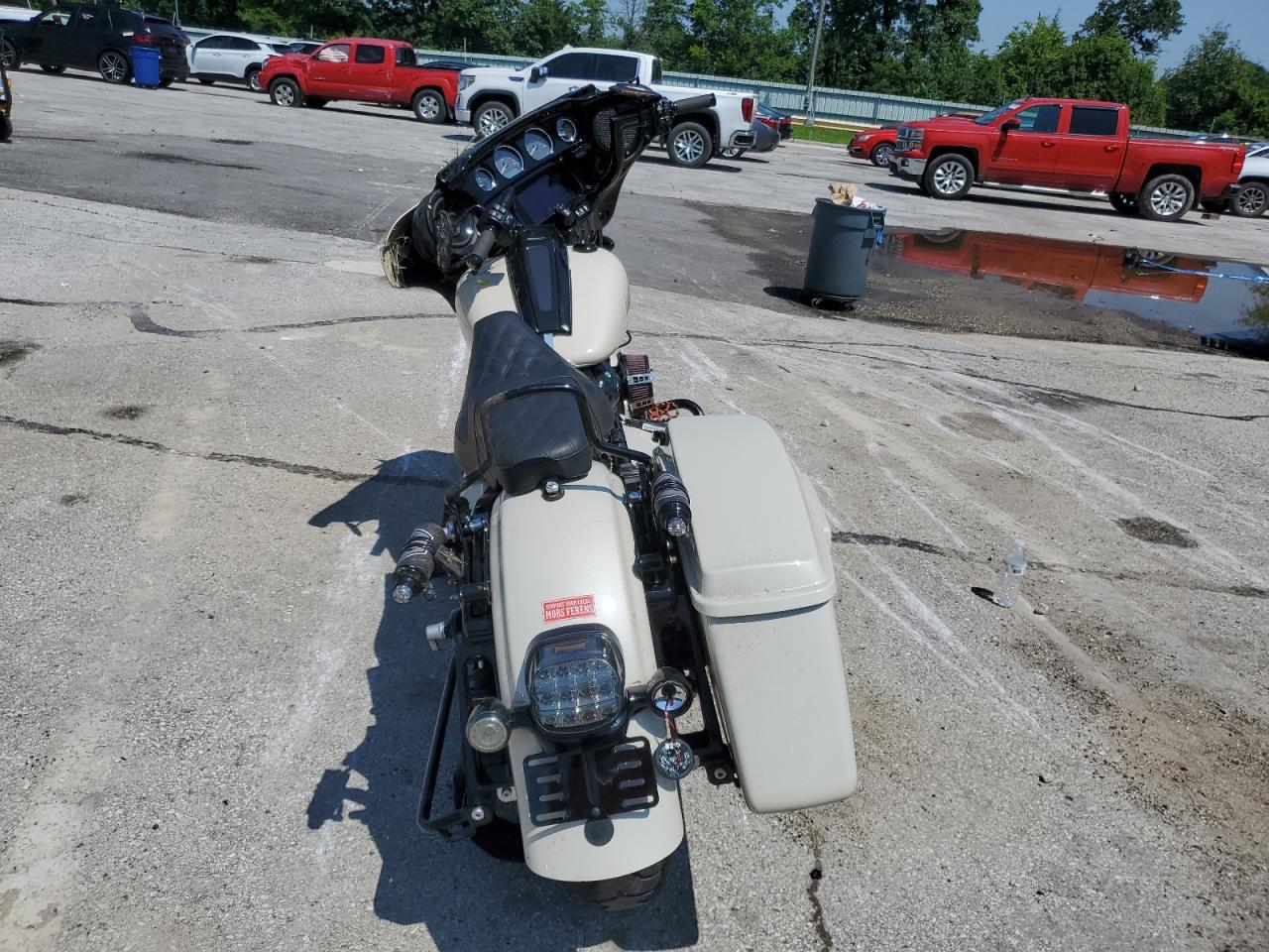 Harley-Davidson Flhxst