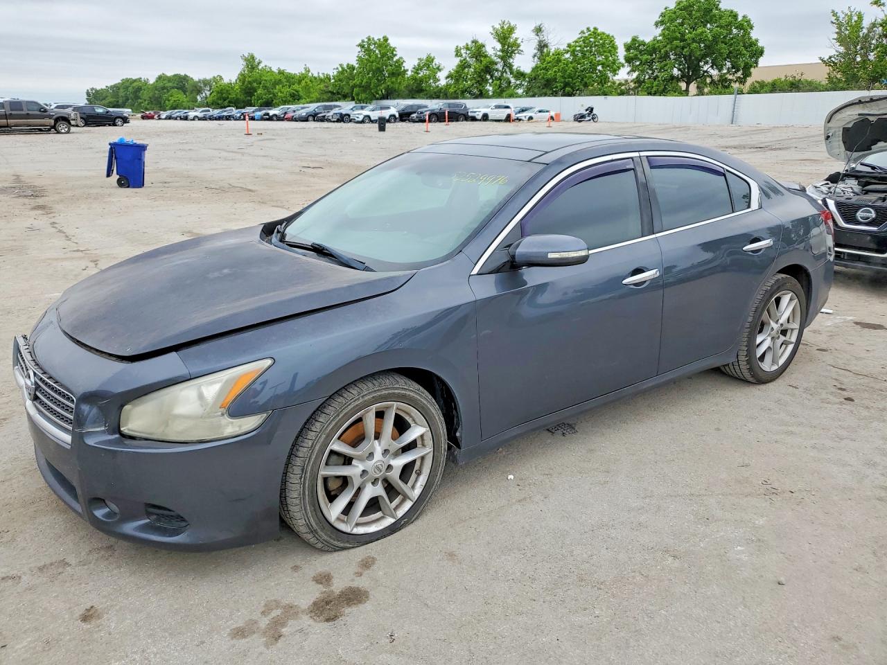 Salvage Nissan Maxima Image