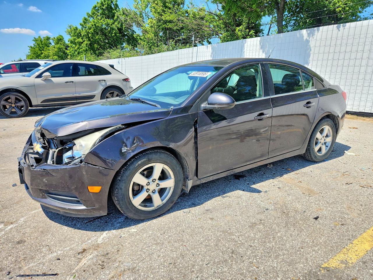 Salvage Chevrolet Cruze Image
