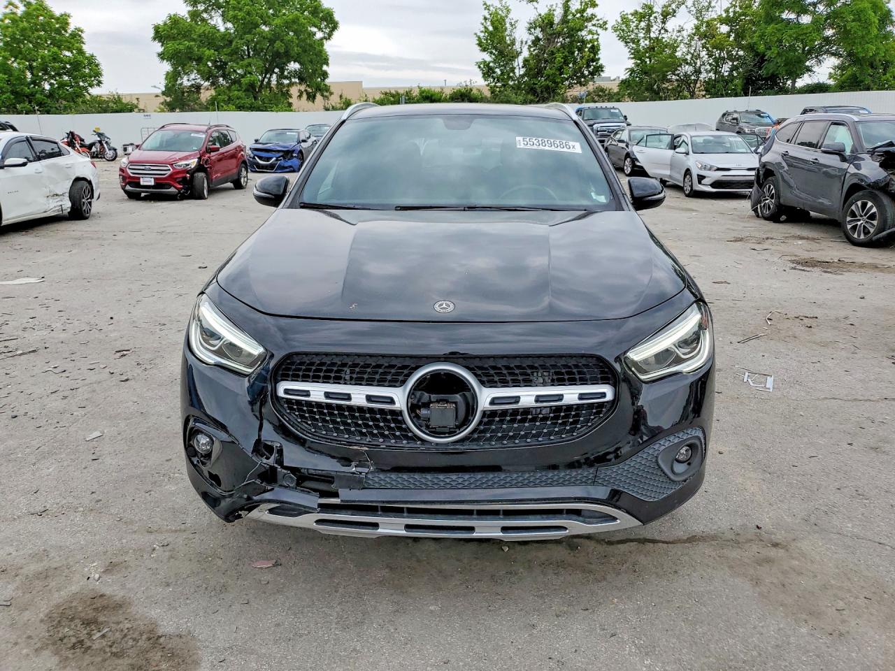 Mercedes-Benz GLA 250 4matic