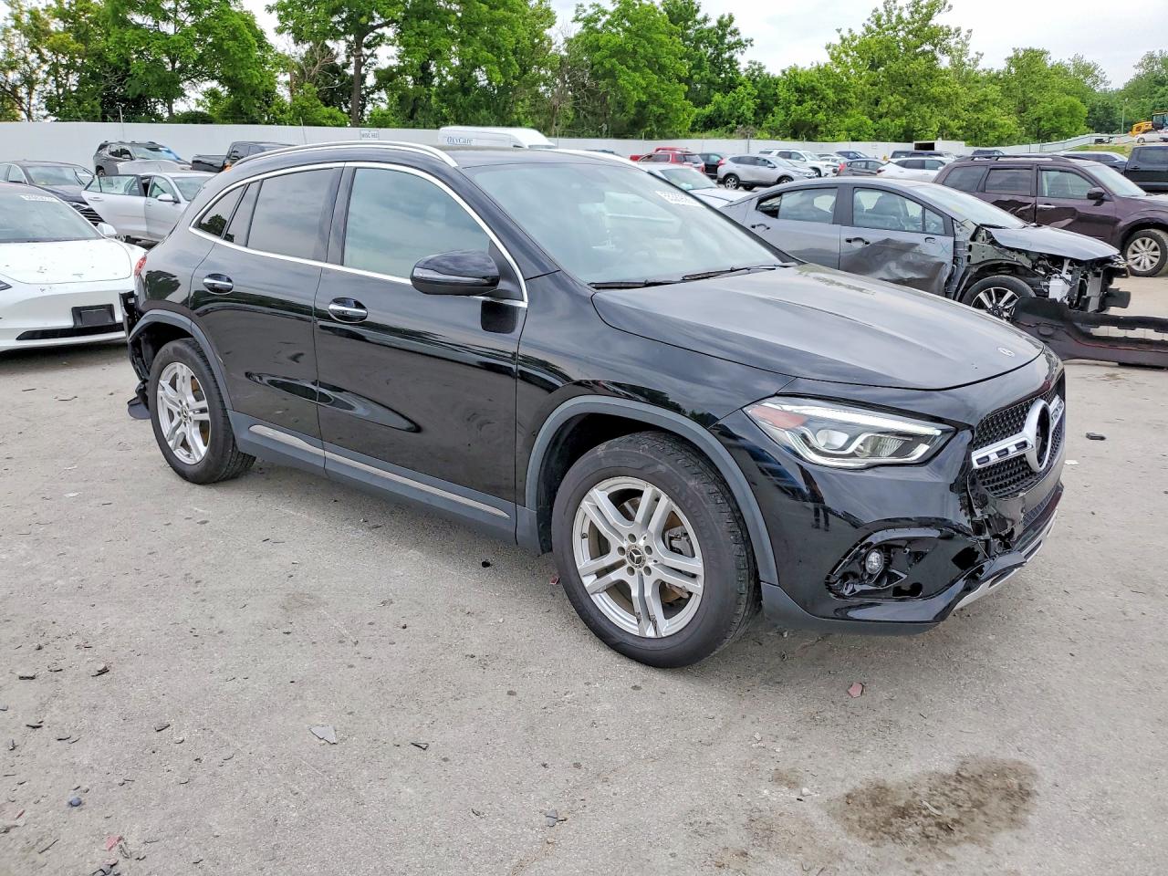 Mercedes-Benz GLA 250 4matic