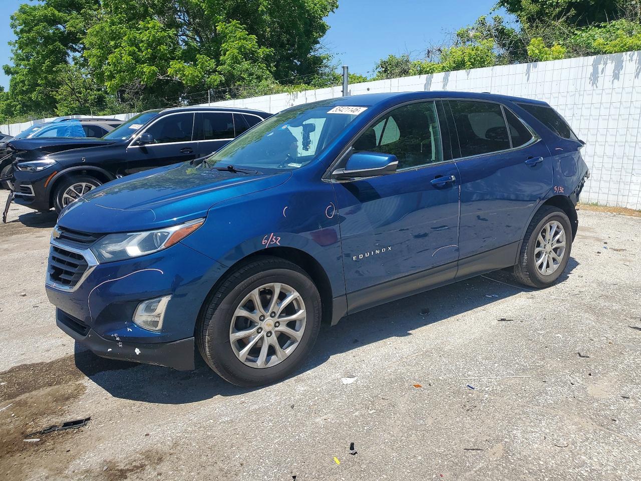 Salvage Chevrolet Equinox Image