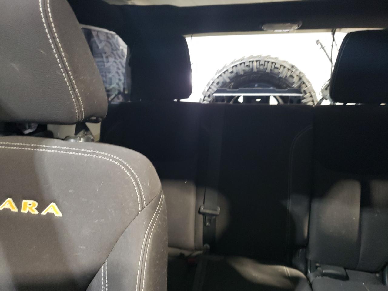 Jeep Wrangler Sahara
