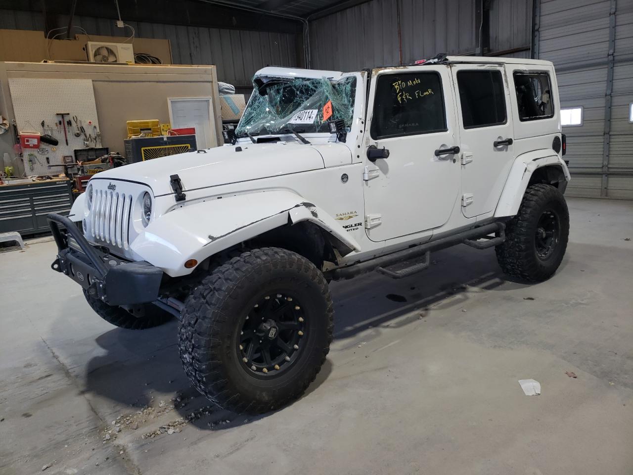 Salvage Jeep Wrangler Image