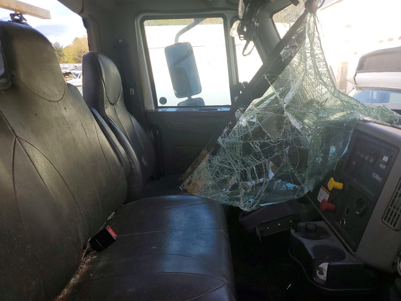 International 7000
