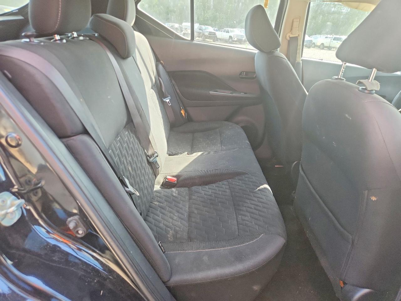 Nissan Kicks S