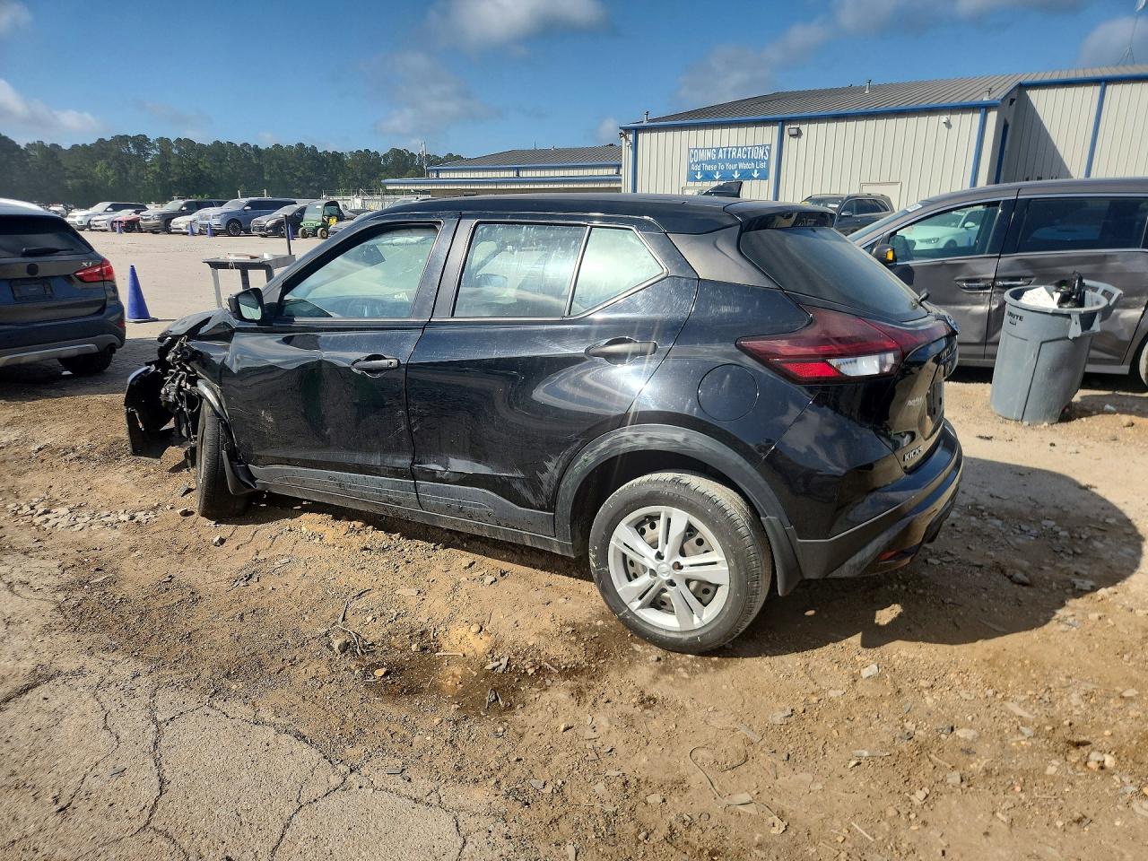 Nissan Kicks S