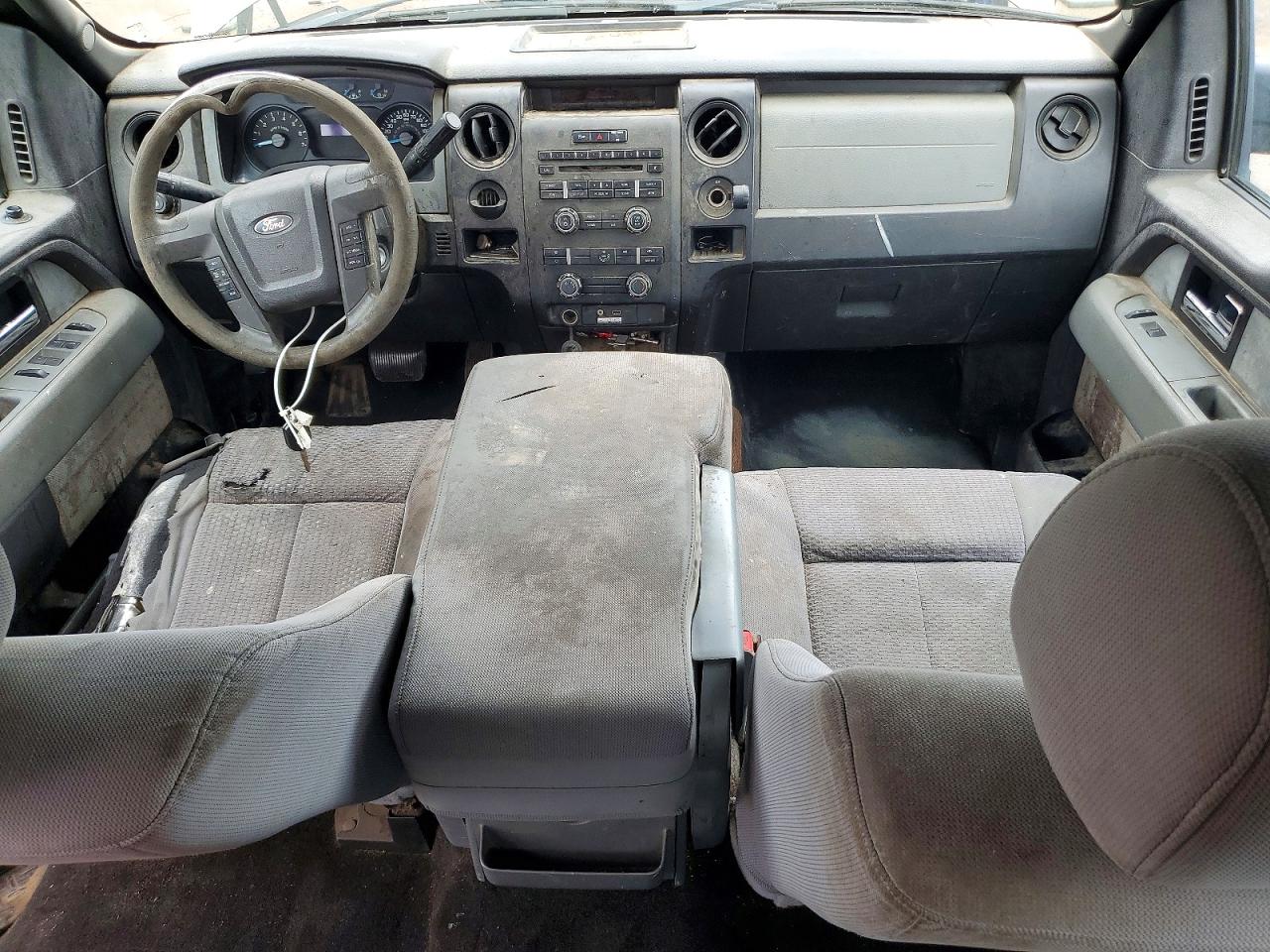 Ford F-150 Super Cab