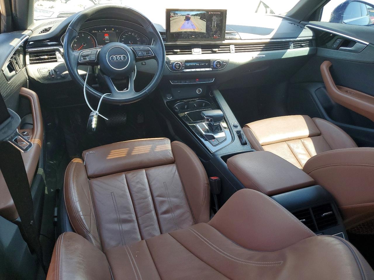 Audi A4 Premium 45
