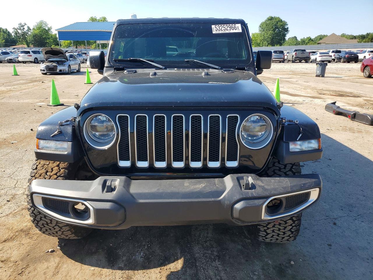 Jeep Wrangler Sahara