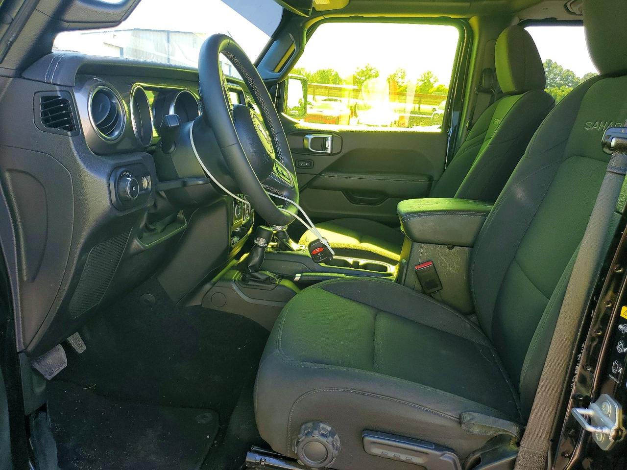 Jeep Wrangler Sahara