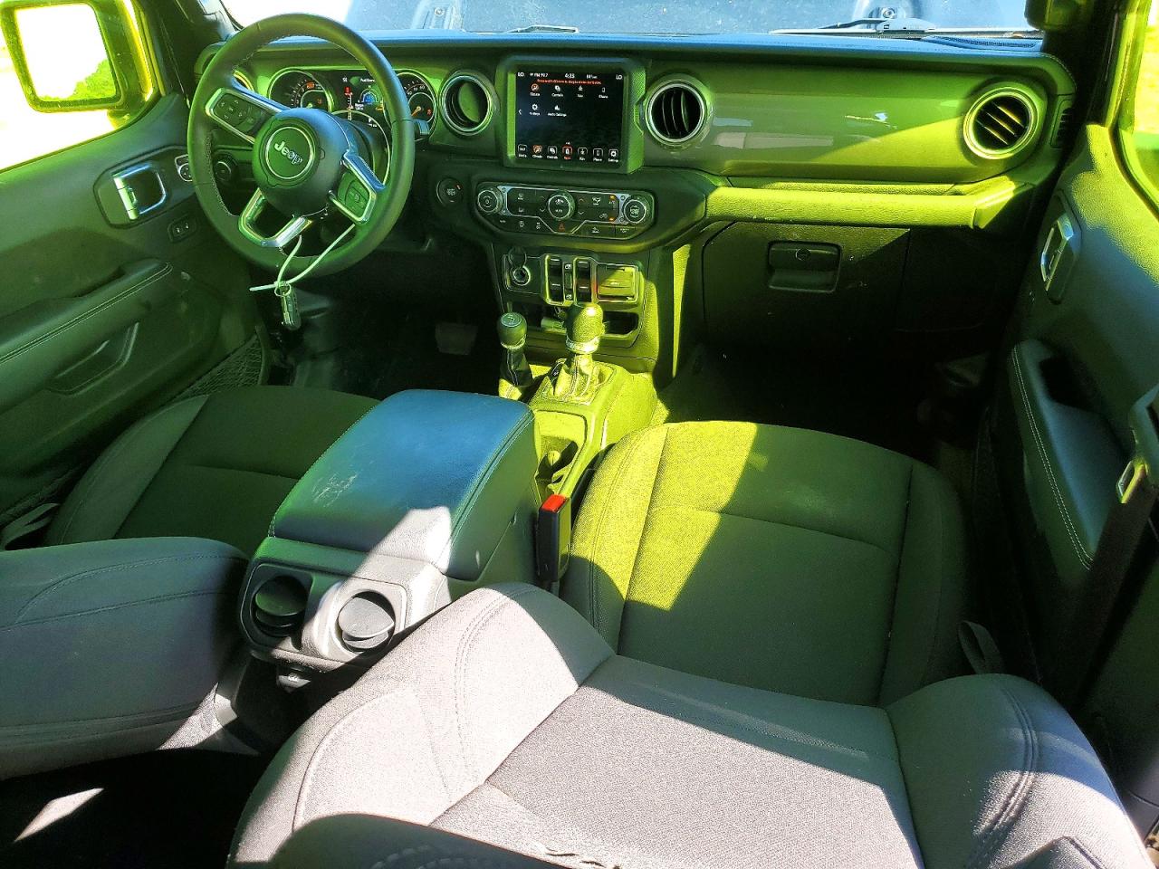 Jeep Wrangler Sahara