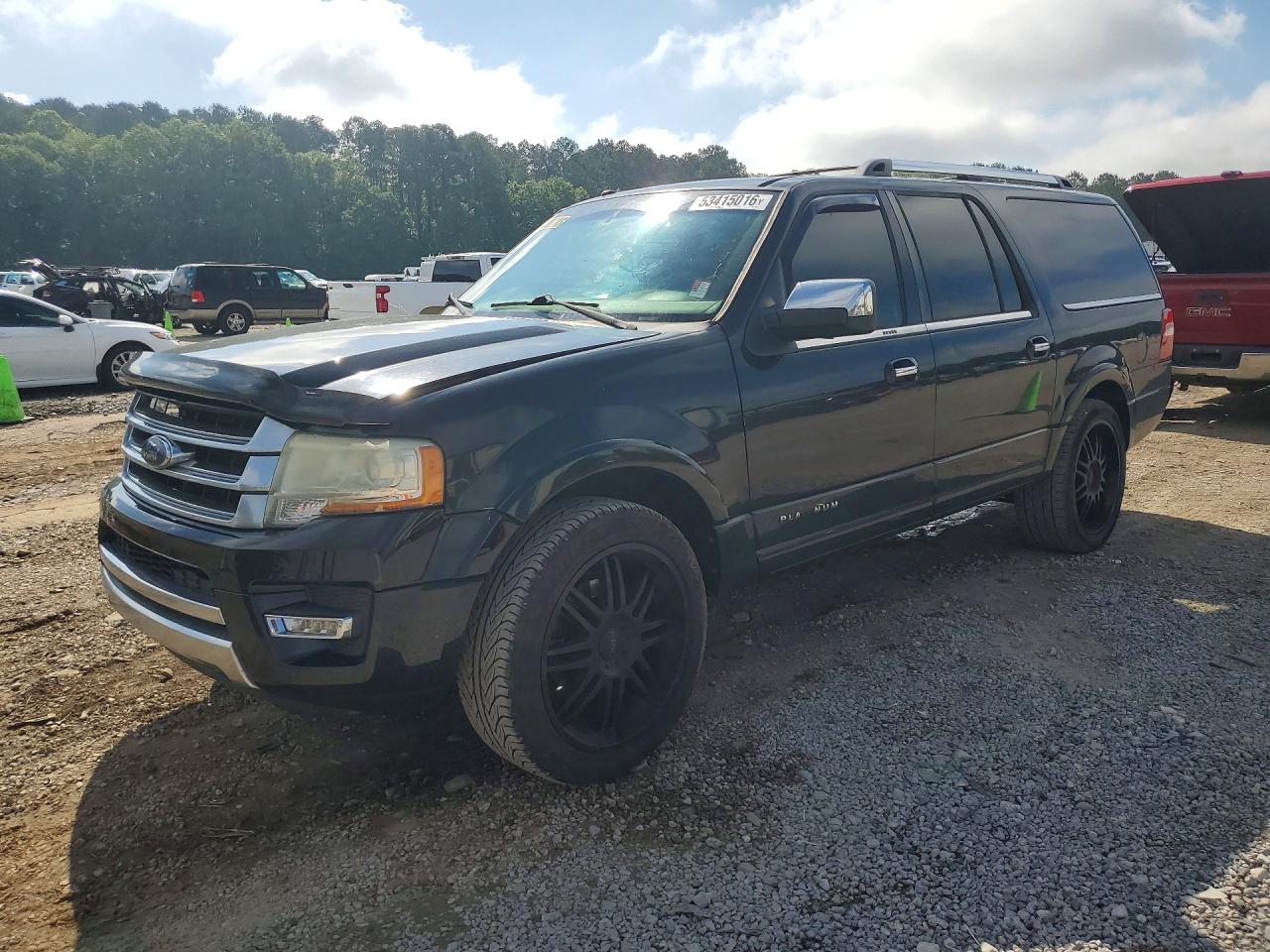 Salvage Ford Expedition Image