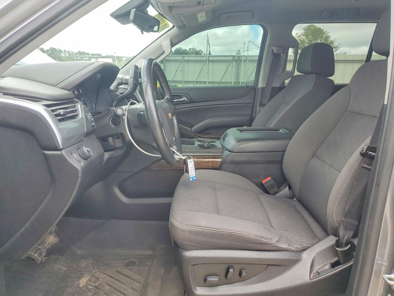 Chevrolet Tahoe C1500 Ls