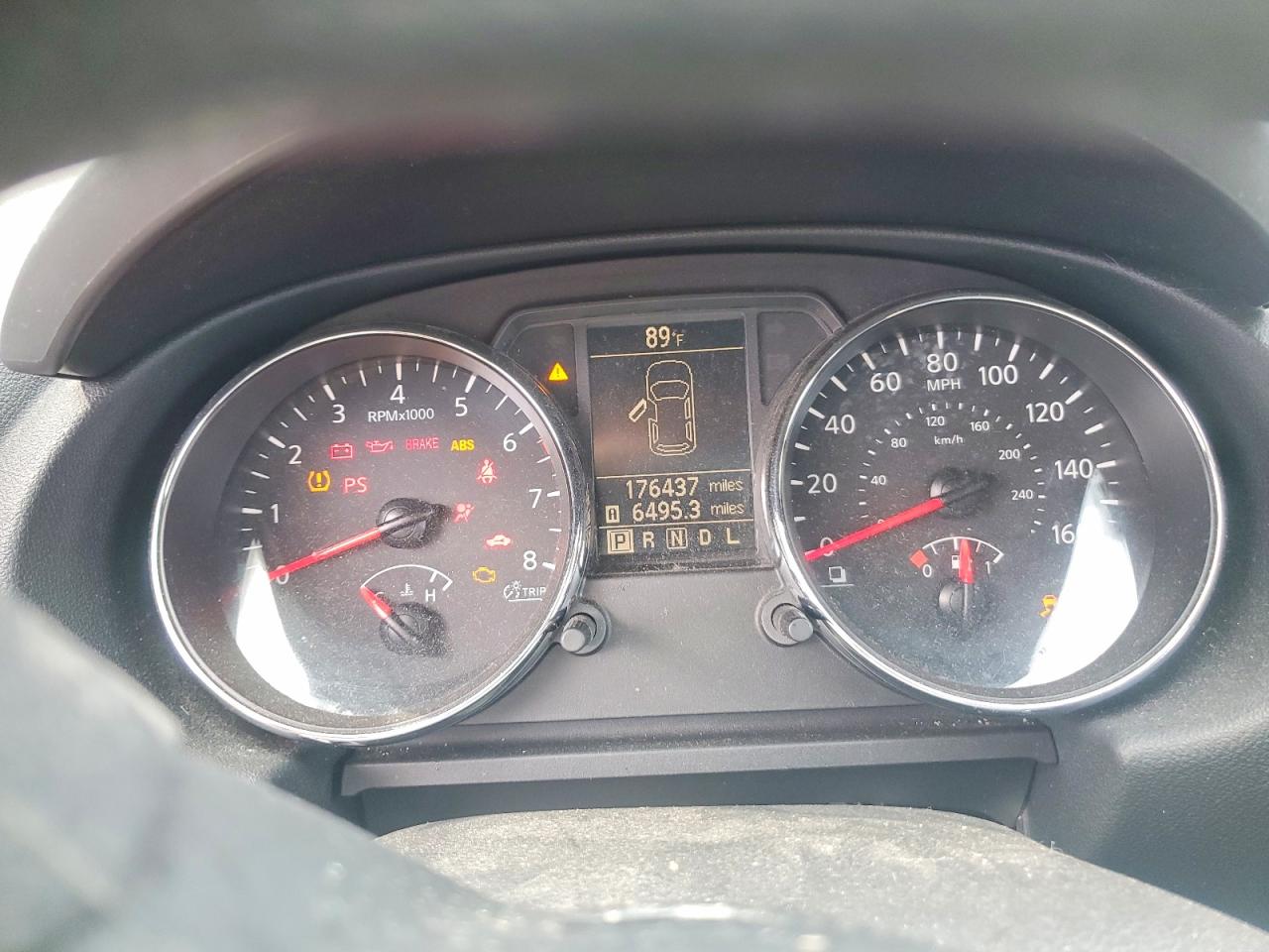 Nissan Rogue S