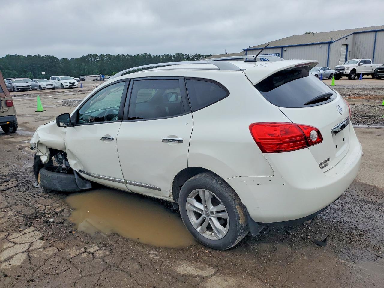 Nissan Rogue S