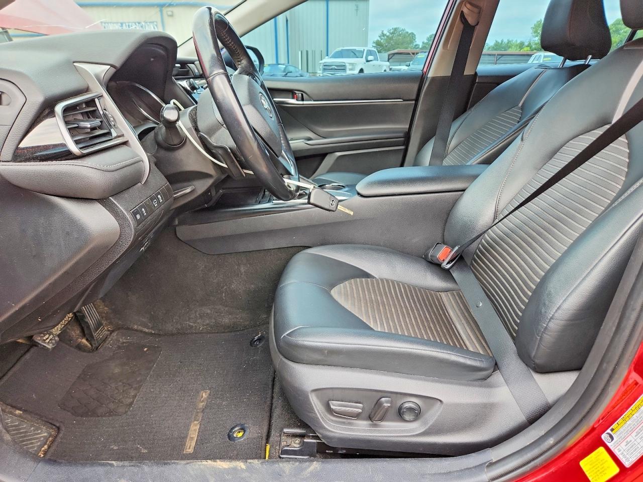 Toyota Camry Se