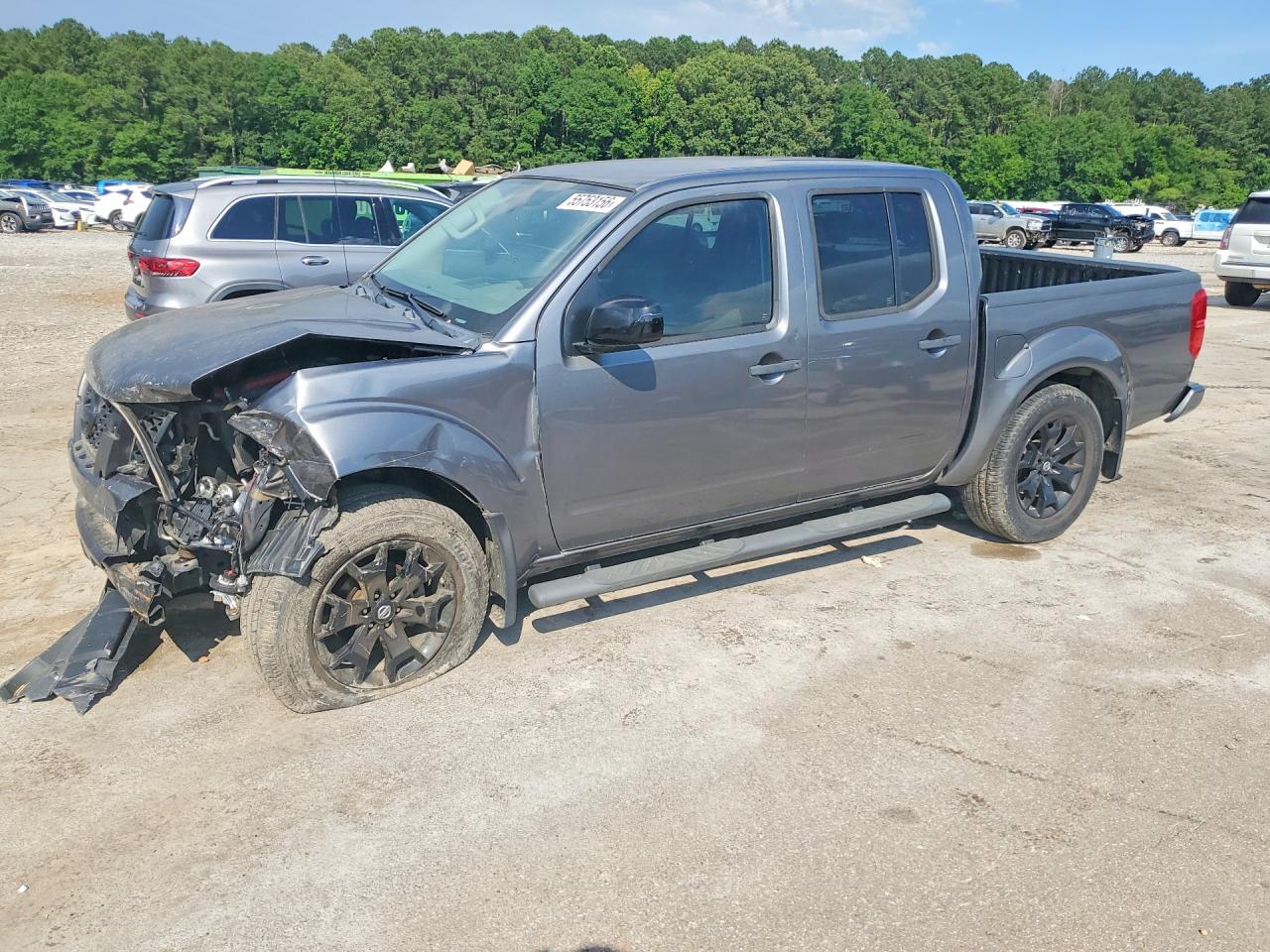 Salvage Nissan Frontier Image