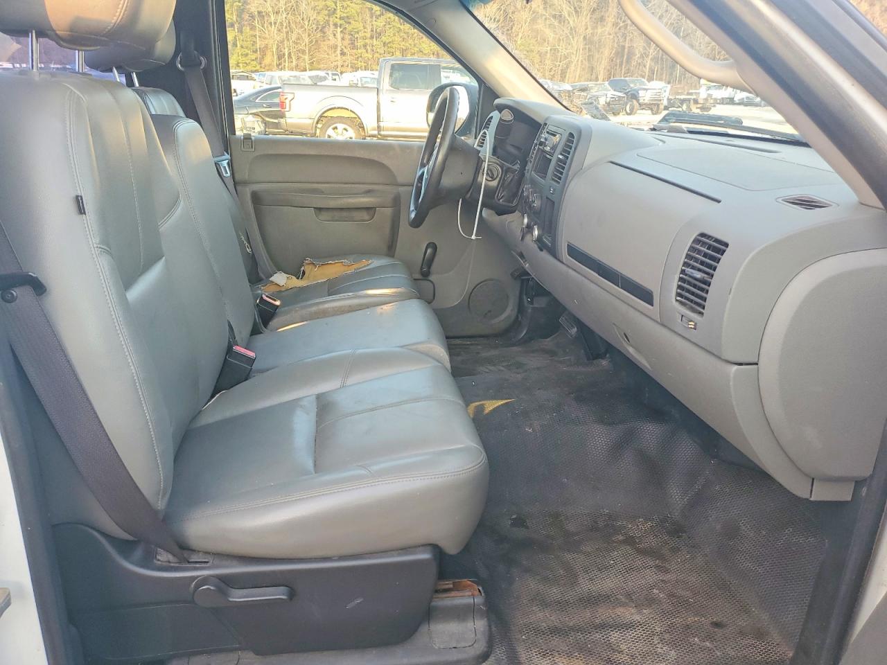 Chevrolet Silverado C1500